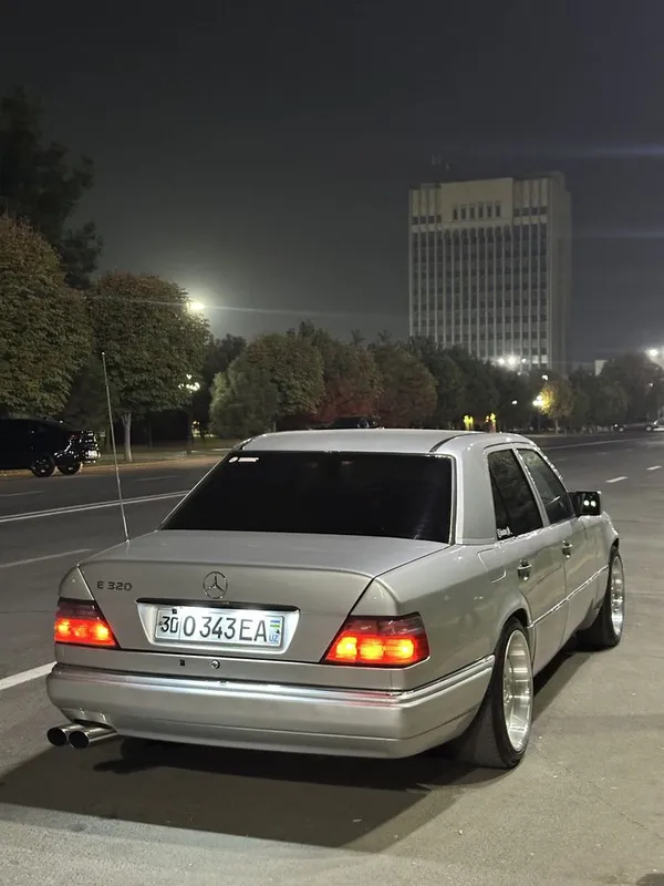 Mercedes Benz W124 3 Mercedes Benz W124 3