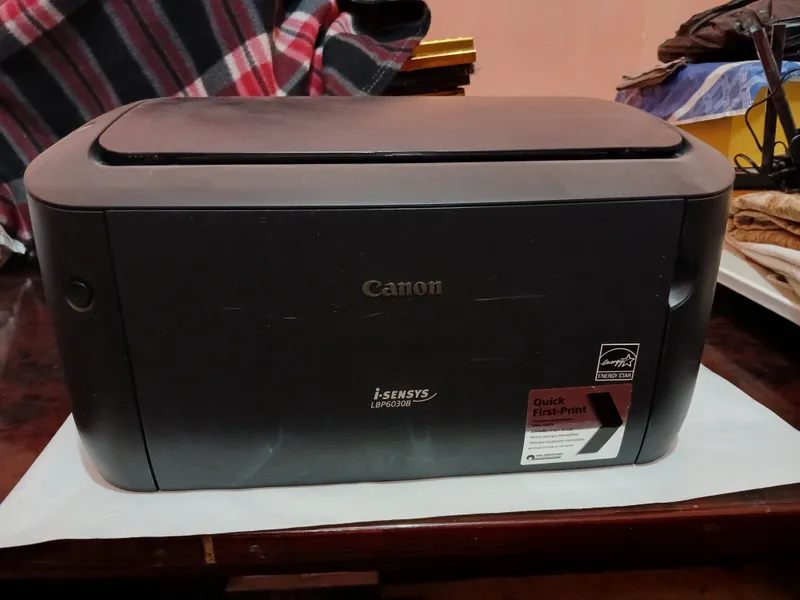 Принтер Canon. чёрно-белый 2