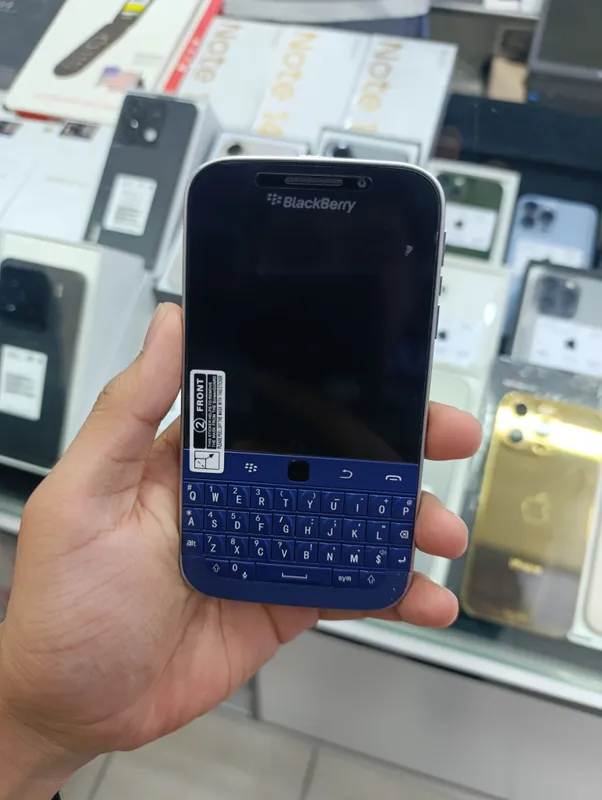 Blackberry Q20 1 Blackberry Q20 1