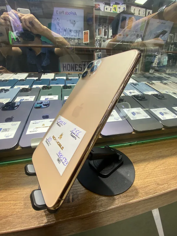 IPhone 11 pro max 256Gb 80yomks holat ideal radnoy — фото 1