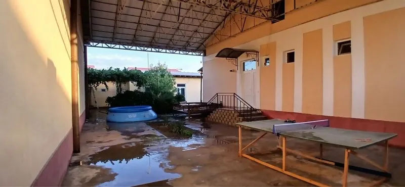 Kreditsiz 6 sotixli kottej sotiladi! Manzil Aeroport kottedj, Hovlida 1