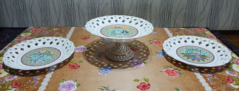 Вазы с миниатюрными картинками 1