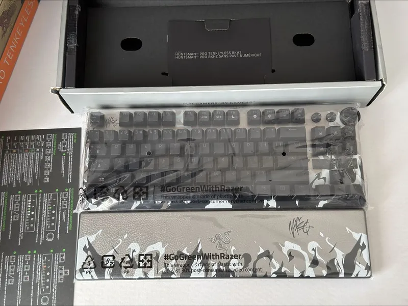 Razer Huntsman v3 Pro 8khz Niko edition — фото 2