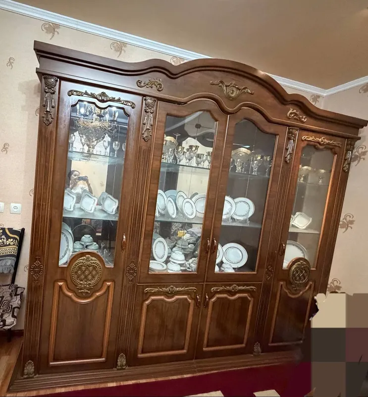 Продаётся стенка для зала без посуды 1 Продаётся стенка для зала без посуды 1