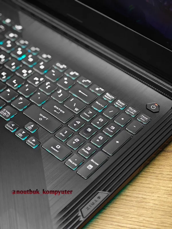 Мощный игровой Asus Rog Strix — фото 5