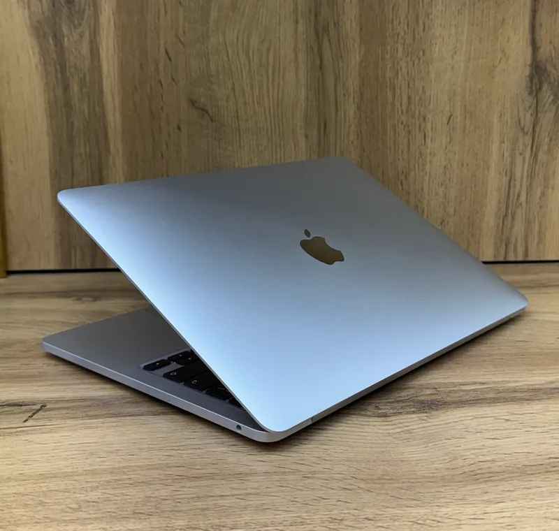 MacBook Pro M1, 13 дюймов 3
