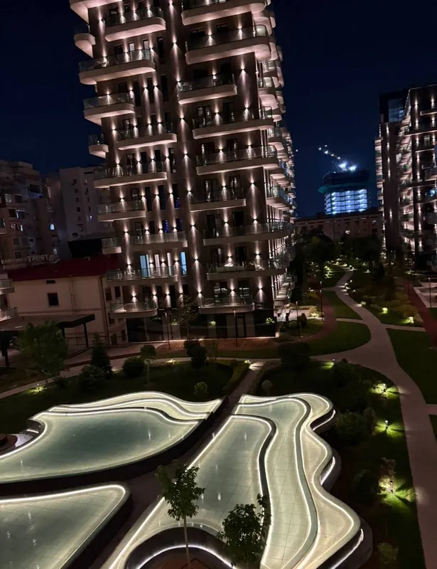 Parkwood turar joy majmuasida ta’mirlangan va mebelli 4 xonali kvartira 2