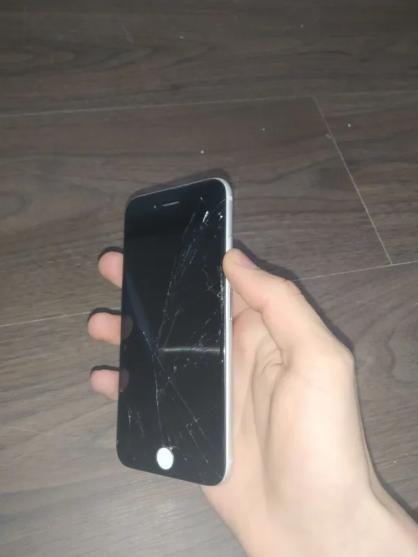 iPhone6 yonkist-79% aybi:ekranbilan sim karta da — фото 1