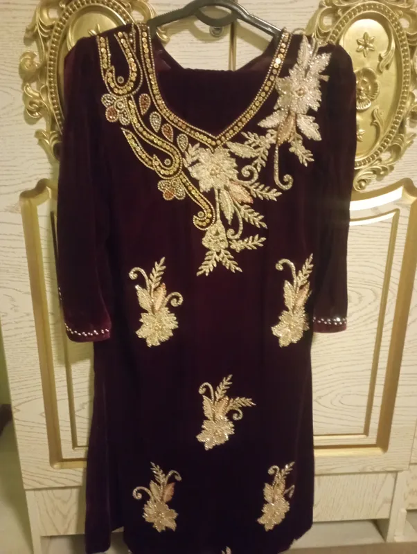 100 ming soʻm 2 3 kiyilgan holos akuratniy turibdi