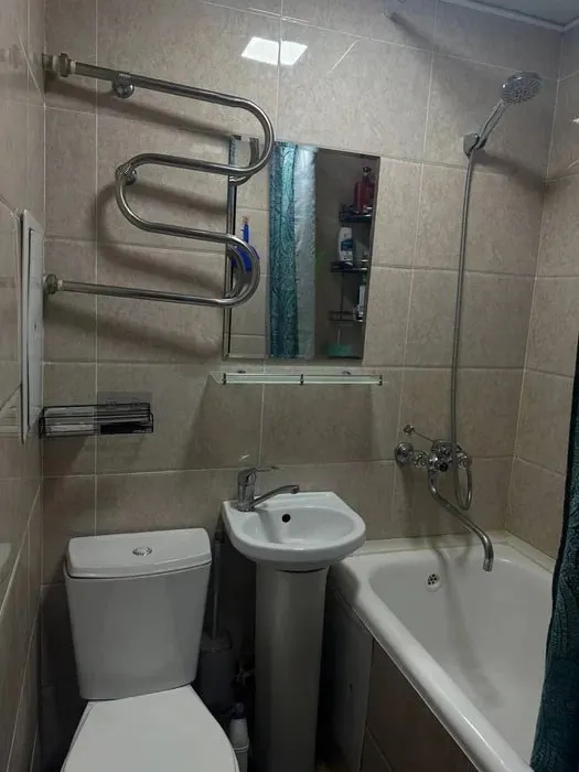 Продажа 1/3/4 квартира 8