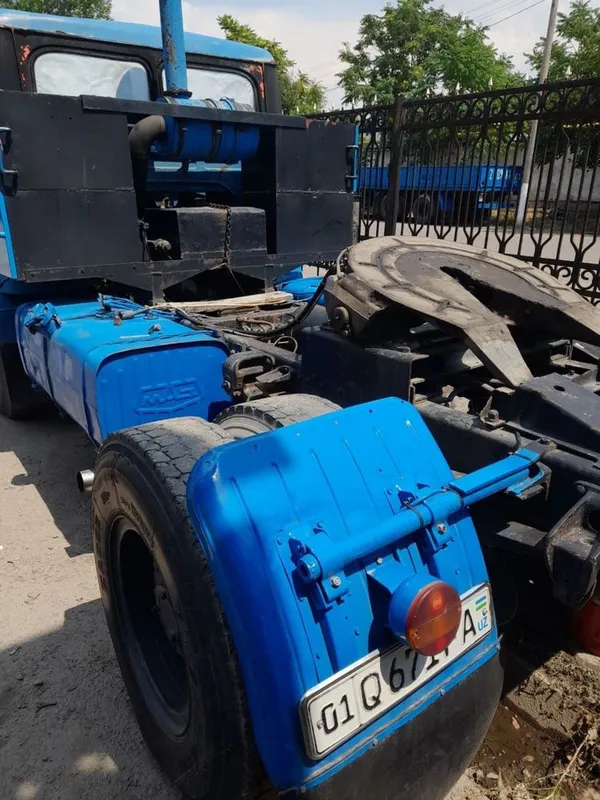 Продается тягач Маз 504 В 4