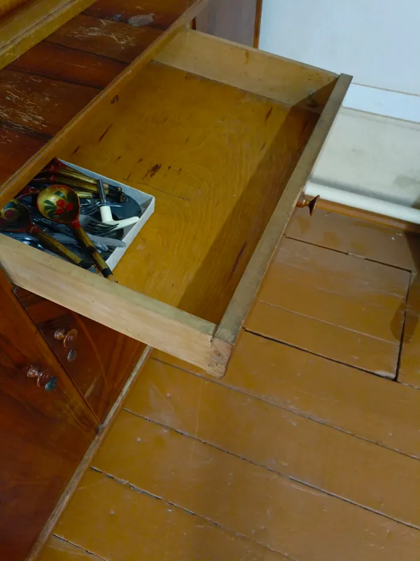 Буфет Сервант Кухонный гарнитур 5