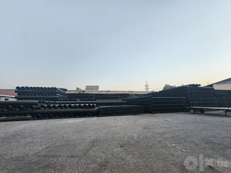 Pvh truba 2 sort 2 Pvh truba 2 sort 2