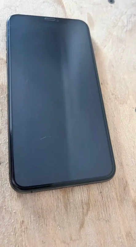 Aksiya IPhone XS max 4 Aksiya IPhone XS max 4