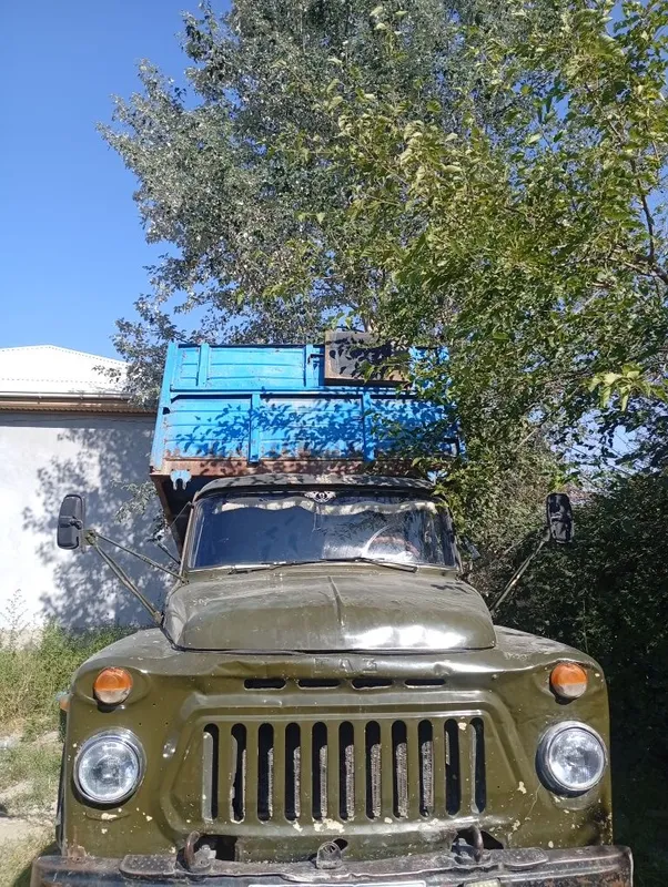 Sotiladi gaz 53 yil 1980 5 Sotiladi gaz 53 yil 1980 5