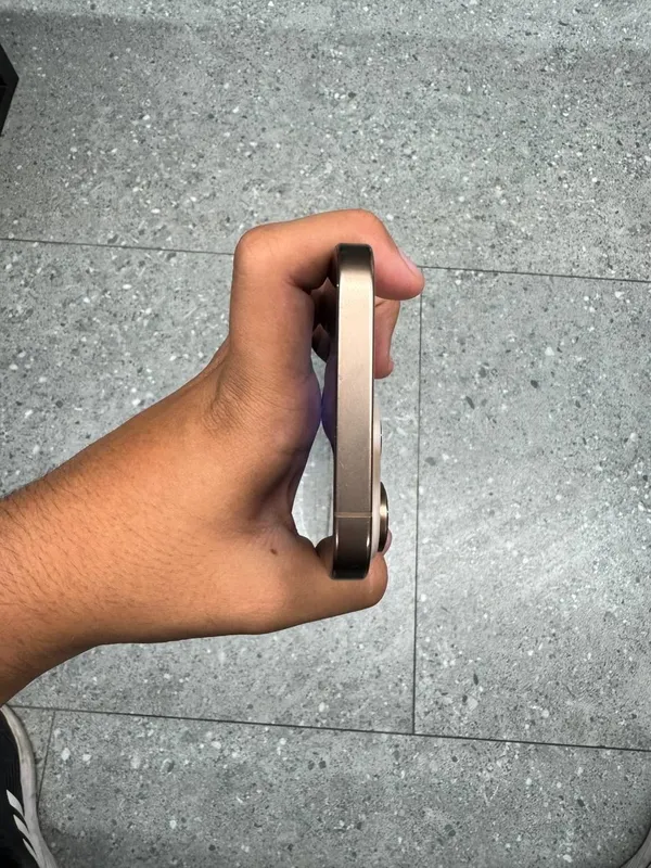 Apple Iphone 16 Pro Max 6 Apple Iphone 16 Pro Max 6