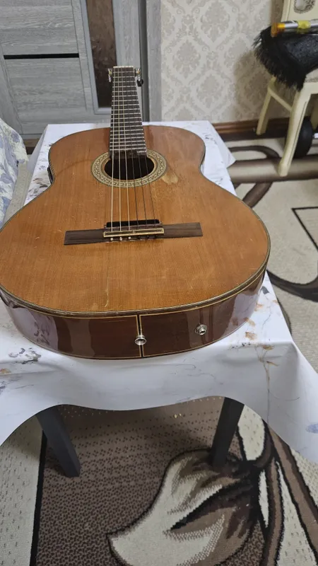 Gitara arginal ISPANIYA ALGAMRA nomi 35 yildan oshgan
