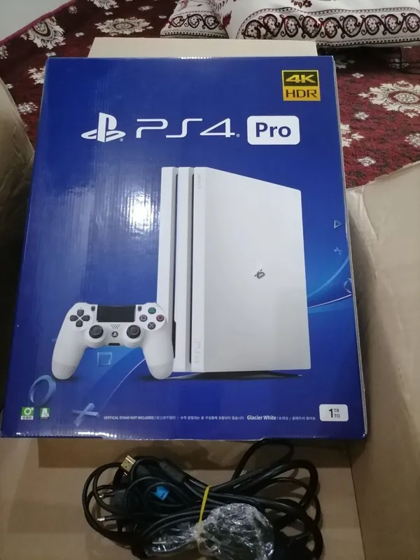 Sony PlayStation 4 Pro Glacier White (oq rangli model) Sotiladi 1 Sony PlayStation 4 Pro Glacier White (oq rangli model) Sotiladi 1