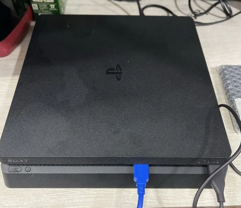Plesteshin 4 slim 1tb o'yinlari bilan tayyor 2