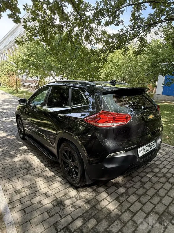 Chevrolet Tracker 2 Premier с люком, идеальное состояние, готов к эксплуатации 6 Chevrolet Tracker 2 Premier с люком, идеальное состояние, готов к эксплуатации 6