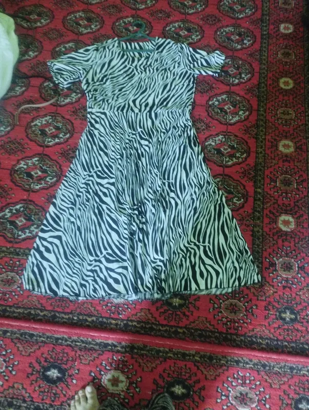 kostyum koʻylak qayishi bor 2 kostyum koʻylak qayishi bor 2