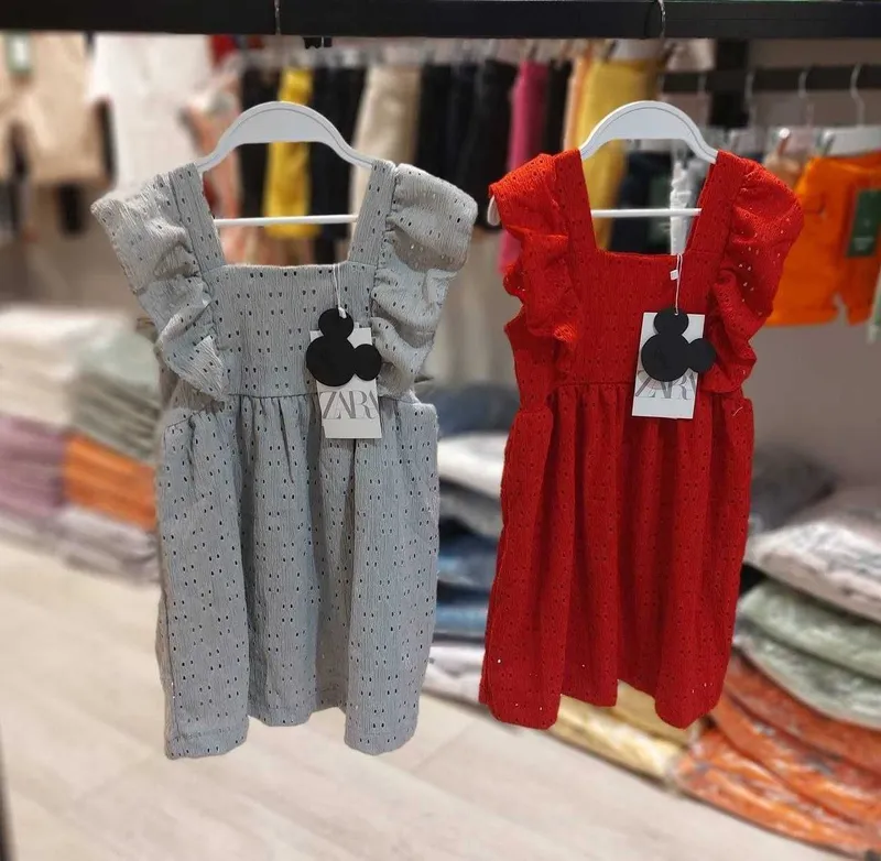 Турецкое платье ZARA 1–6 лет, в наличии красное Турецкое платье ZARA 1–6 лет, в наличии красное