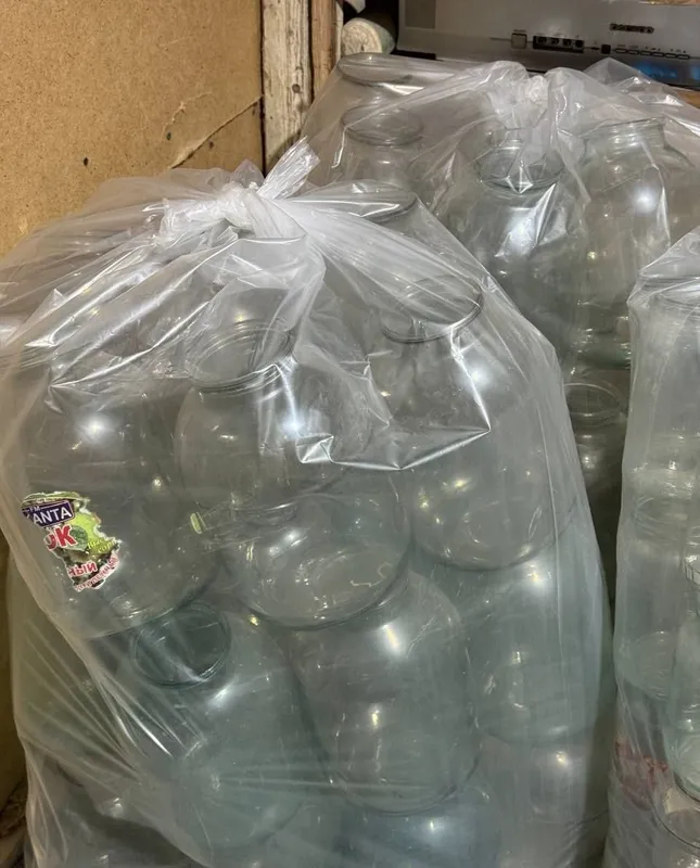 Bonkala sotiladi 1,2,3 litirli aralash 6 Bonkala sotiladi 1,2,3 litirli aralash 6