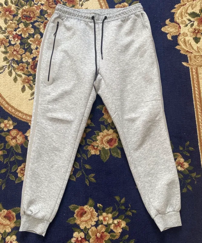 Nike tech fleece XL двойка 2 Nike tech fleece XL двойка 2