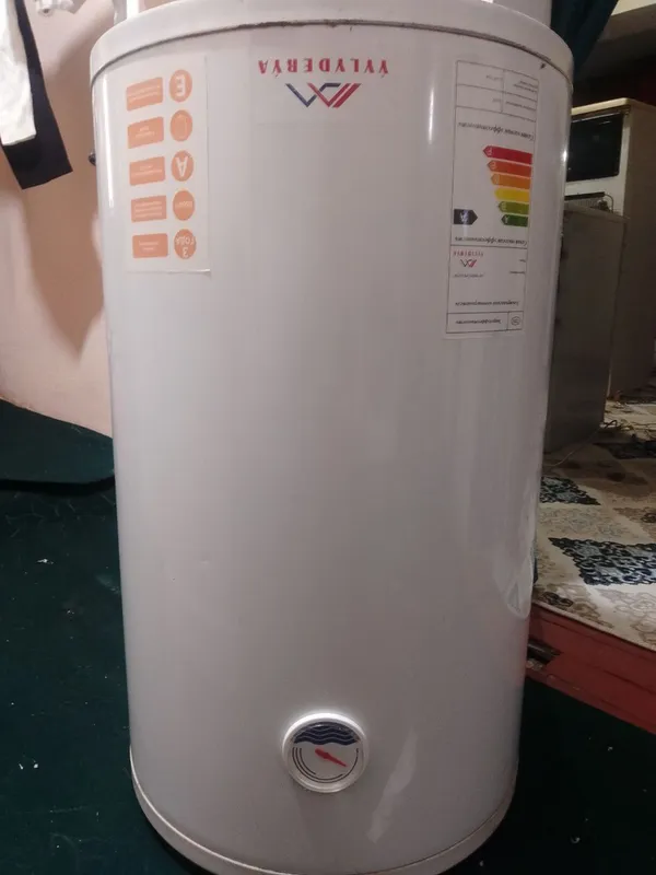 ariston 8 L