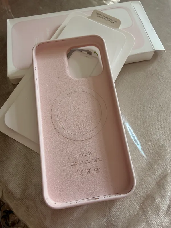 Чехол Apple Silicone iPhone 15 Pro Max — фото 3