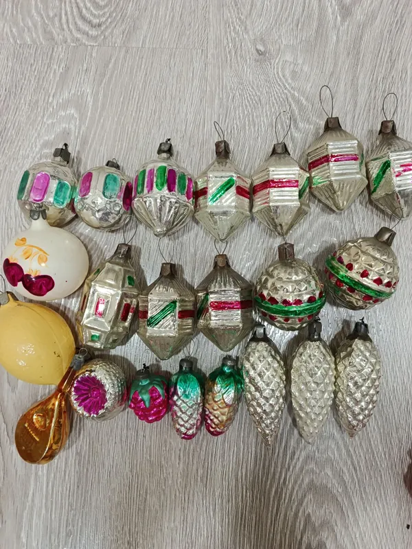 Продаются новогодние игрушки 2