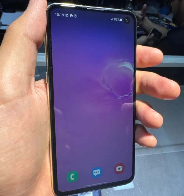 Samsung s10e 1 Samsung s10e 1