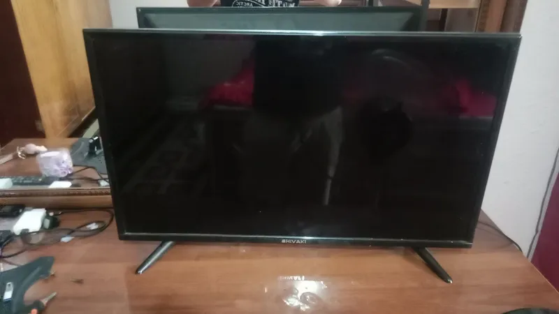 Samsung bn shvakiy 32tali xolati ideal