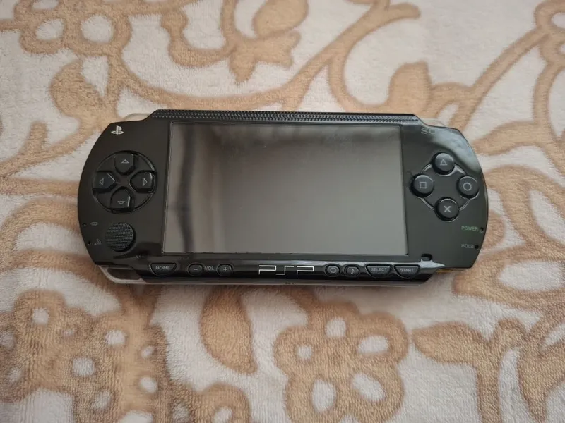 SONY PSP в хорошем состоянии — фото 1