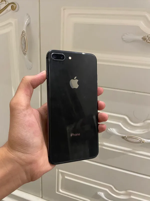 iPhone 8 plus 64gb — фото 1