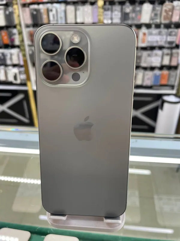 iPhone 15 Pro Max