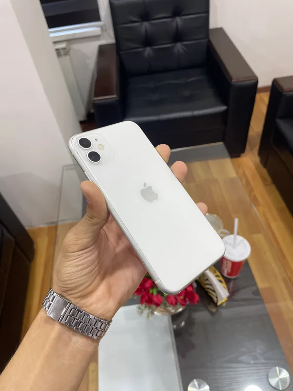 IPhone 11, 128 ГБ 1 IPhone 11, 128 ГБ 1