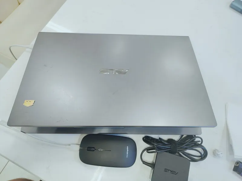 ноутбук Asus 1 ноутбук Asus 1