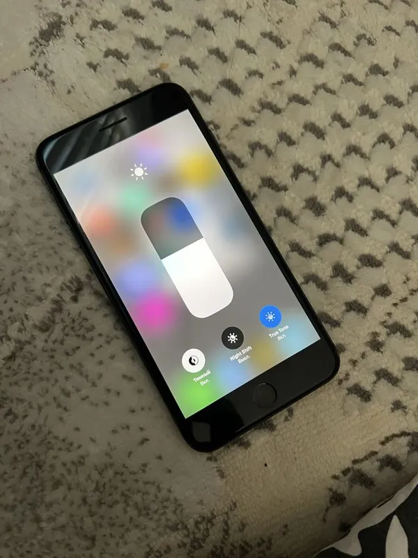 Iphone 8plus 64 gb