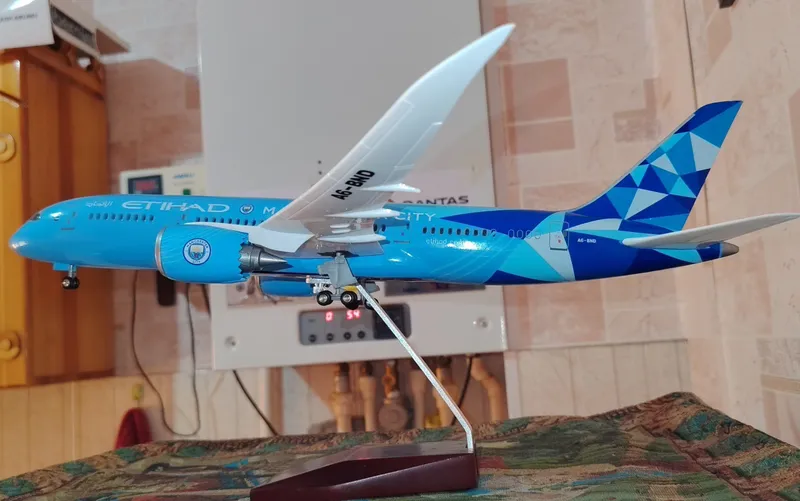 Etihad Airways Manchester City Boeing 787-9 1 Etihad Airways Manchester City Boeing 787-9 1
