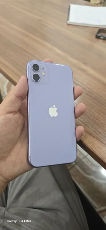IPhone 11 karobka dakemint holati ideal 83 yomks ochilmagan tel 7 IPhone 11 karobka dakemint holati ideal 83 yomks ochilmagan tel 7