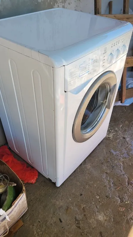 Kirmoshina indesit yaxshi ishlidi 2