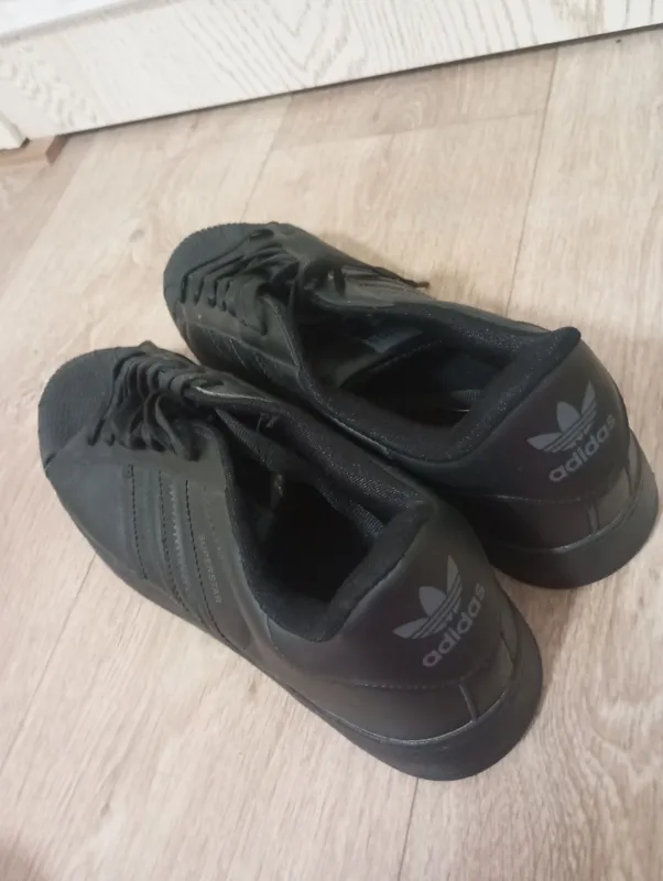Мужские кроссовки Adidas, размер 46. 1 Мужские кроссовки Adidas, размер 46. 1