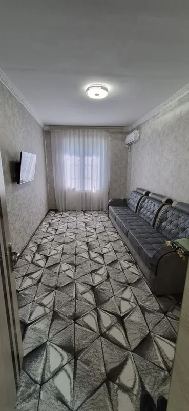 Трастбанк ёнидаги куп каватли уйни 4 каватидаги уйимиз сотидади 7 Трастбанк ёнидаги куп каватли уйни 4 каватидаги уйимиз сотидади 7