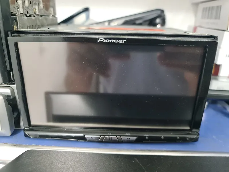 AVH-Z9150BT Pioneer 1 AVH-Z9150BT Pioneer 1