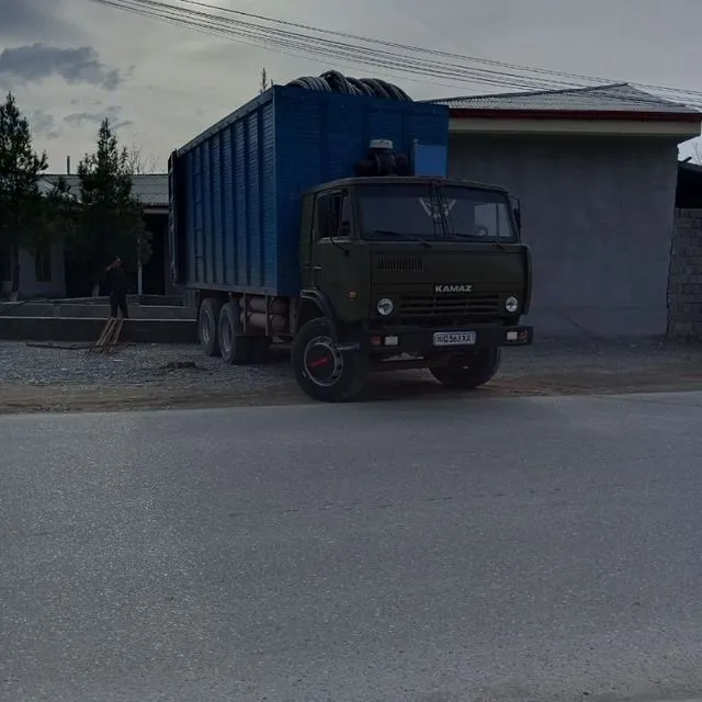 KAMAZ .bortavoy 53212 . 5