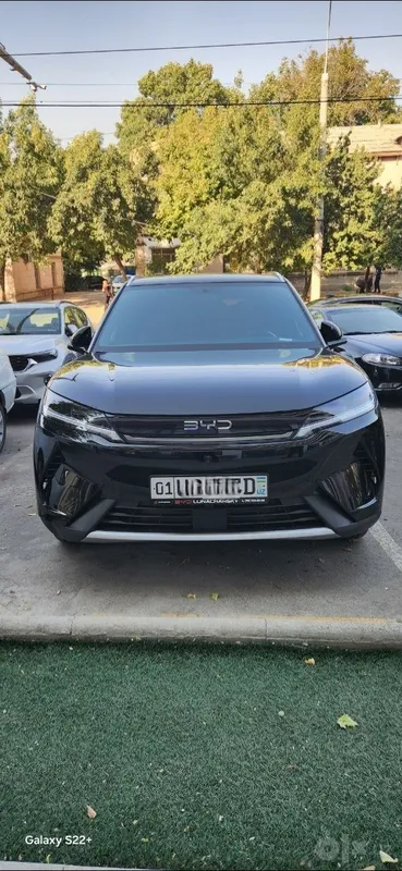 BYD YUAN UP гибрид 1 BYD YUAN UP гибрид 1