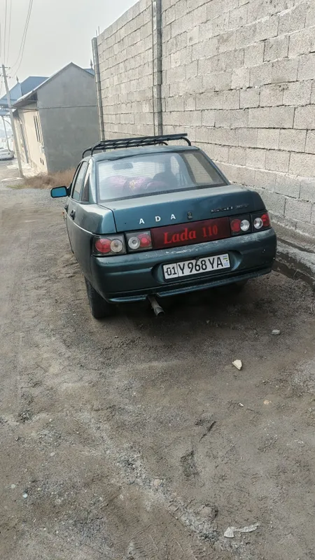 Lada 2110 sotiladi