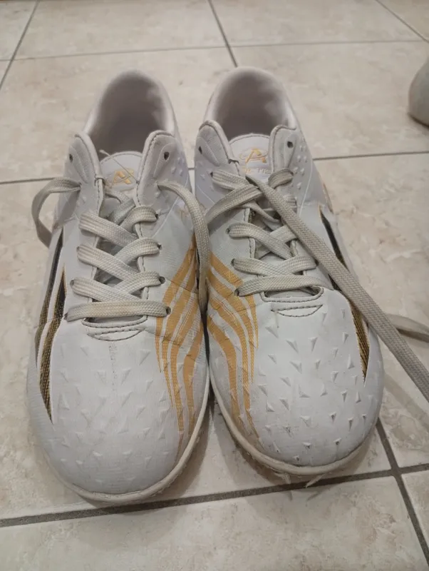 Pro Action "Gold Stripe
