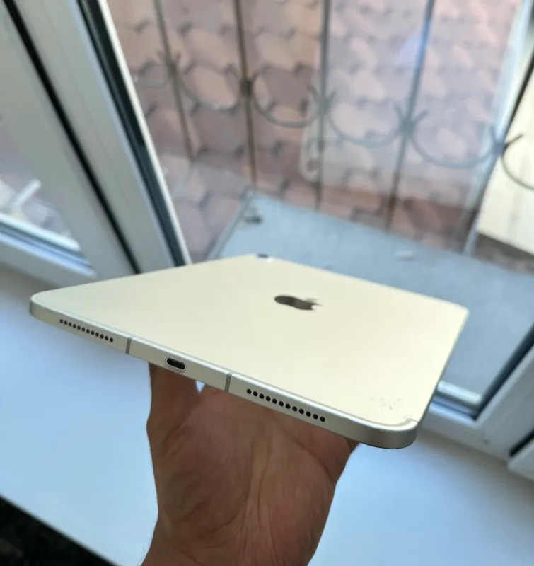 iPad A16 Silver 128GB 100% — фото 1